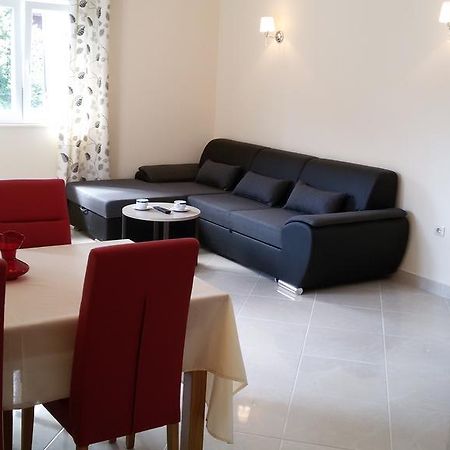 דירות וודיצה Apartman Viktorija מראה חיצוני תמונה