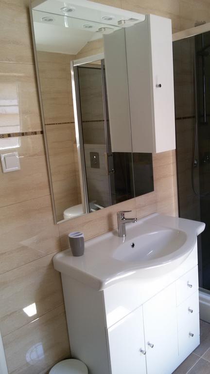 דירות וודיצה Apartman Viktorija מראה חיצוני תמונה