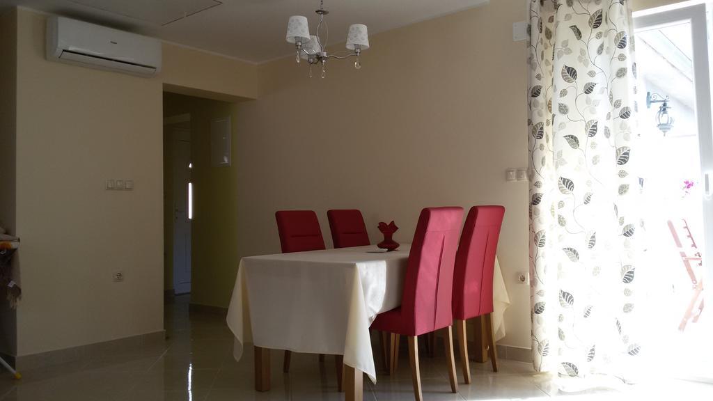 דירות וודיצה Apartman Viktorija מראה חיצוני תמונה